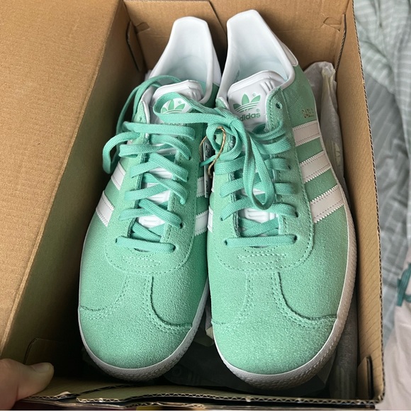 Adidas Gazelle Mint - Picture 3 of 6